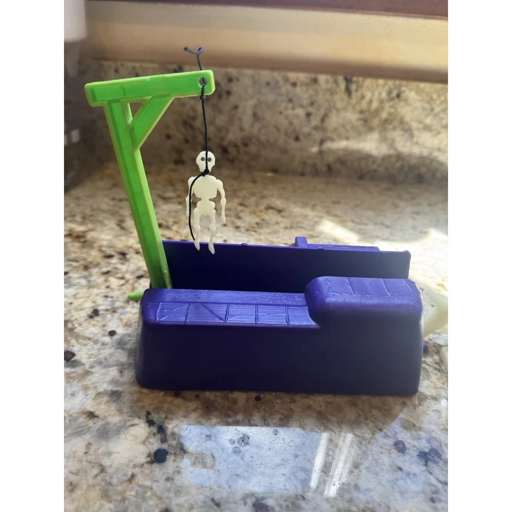 Vintage‎ Pressman Domino Rally Glow in the Dark Starter Set Haunted Hangman 1994